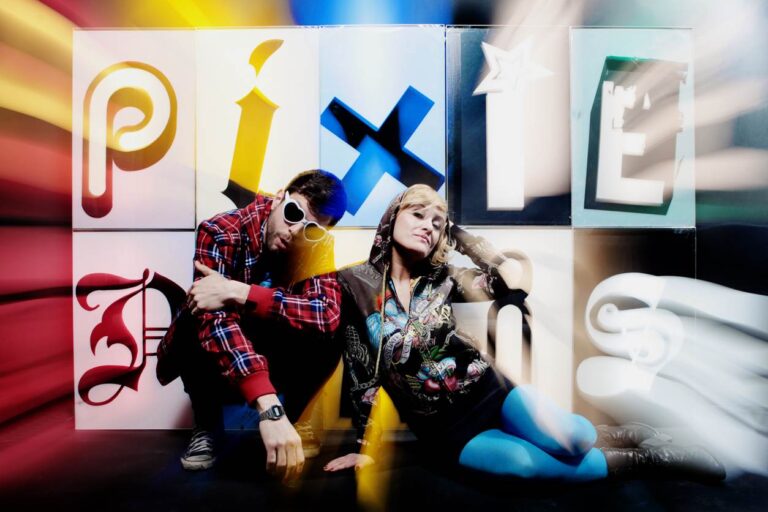 Swiss Track 2014: Kontroverse Hymne und elektronische Perle aus dem Karton