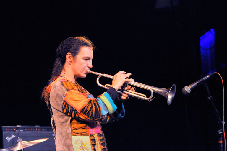 Trompeterin Hilaria Kramer erhält den Jazzpreis 2014 der FONDATION SUISA