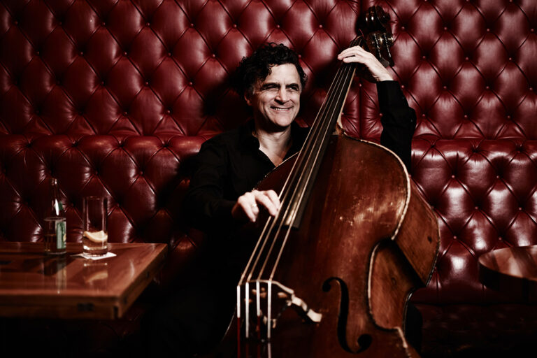 Mediate between melody, harmony and rhythm